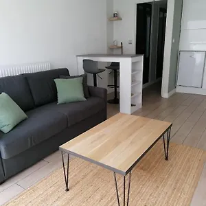Au Calme A 200 M De L Embarcadere Appartement