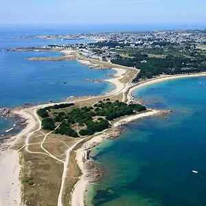 - Mobilhomes Bord De Mer, Conguel Camping